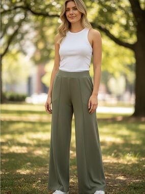 Lou & Grey Wide Leg Olive Green Pants
